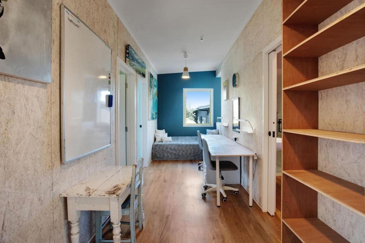 Artist Colourful Casa With Spa Pool Near Beaches Auckland